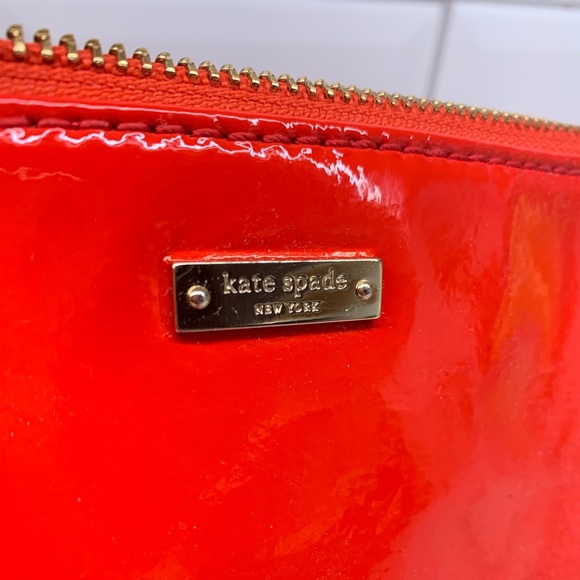 Kate Spade crossbody (parent leather poppy red) - Picture 3 of 5